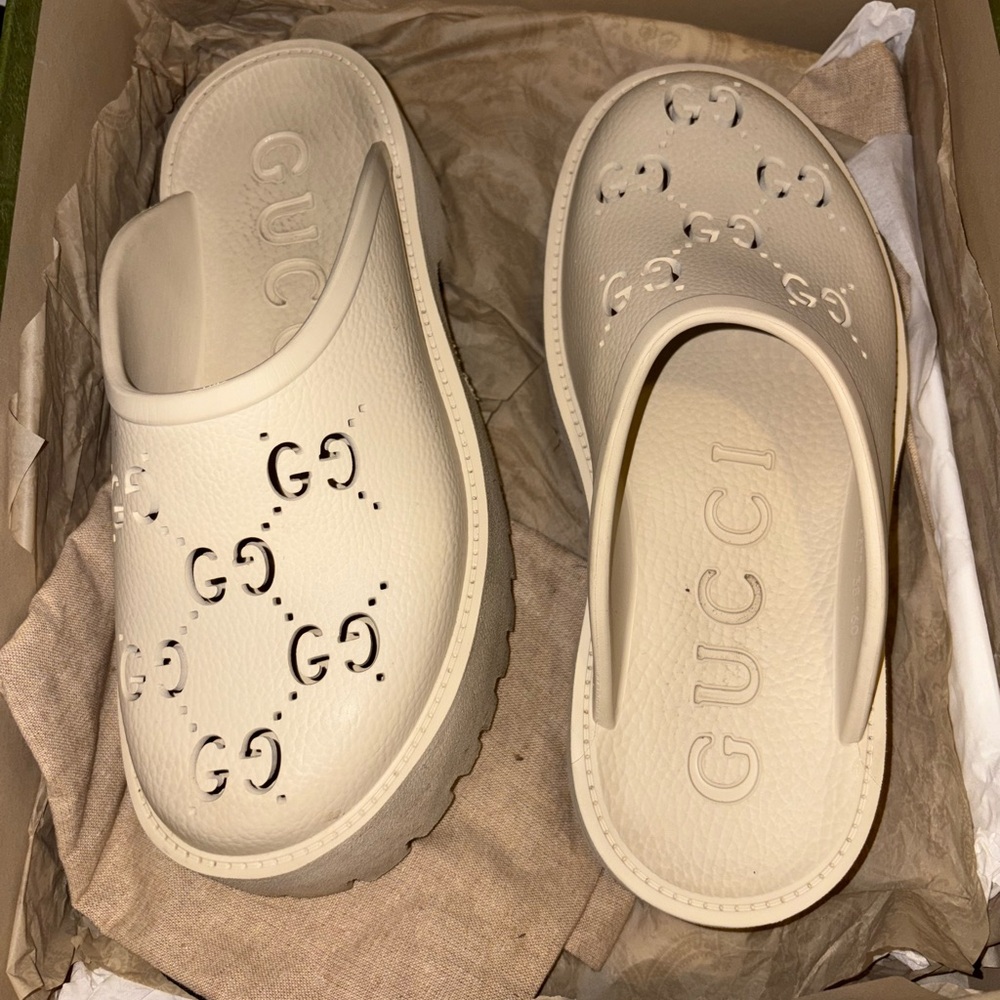 Gucci Beige Logo Slide Sandals